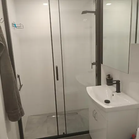 2-room Apartment, & Quiet *